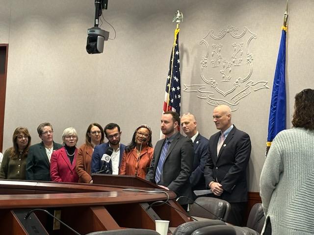 How CHESLA Could Support Connecticut Students Amid Federal Loan Restructuring